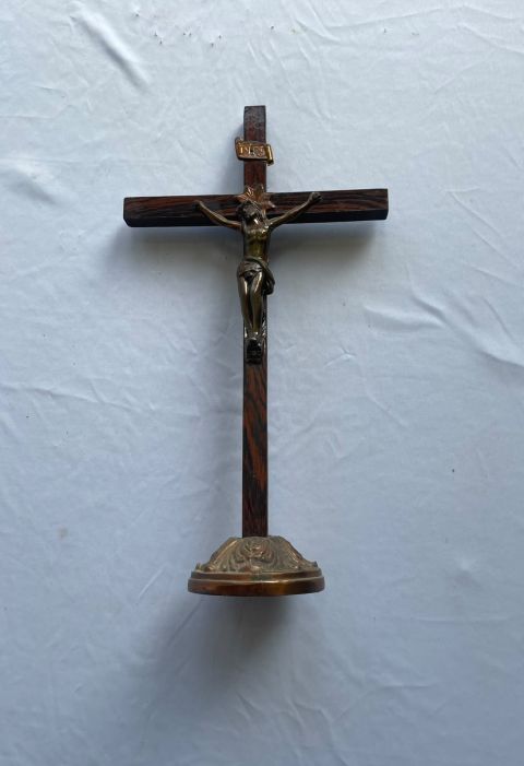 Crucifixo de mesa