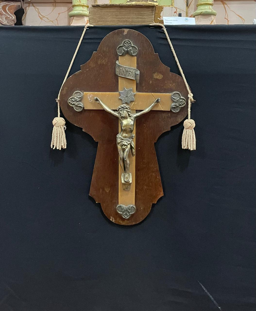 Crucifixo