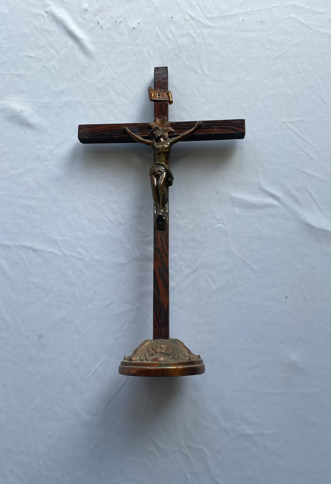 Crucifixo de mesa